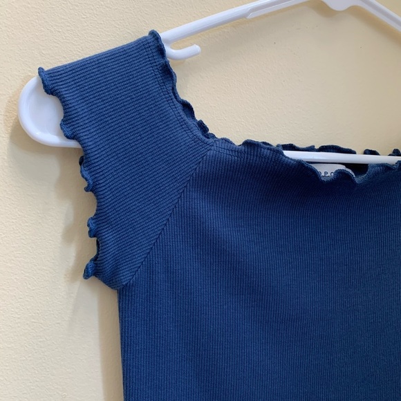 Aeropostale off-the-shoulder top - Picture 4 of 8